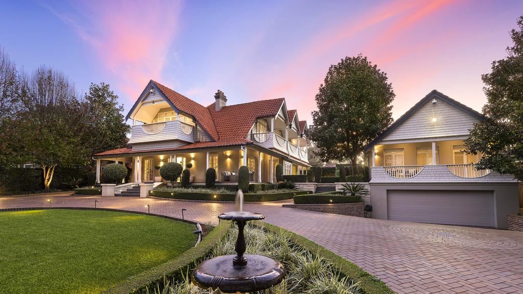 Warrawee grand estate Lynwood, with links to two Australian icons and Boost Juice, up for sale